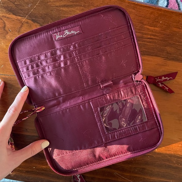 Vera Bradley Deep Raspberry Paisley Travel Wallet Wristlet - Picture 4 of 8